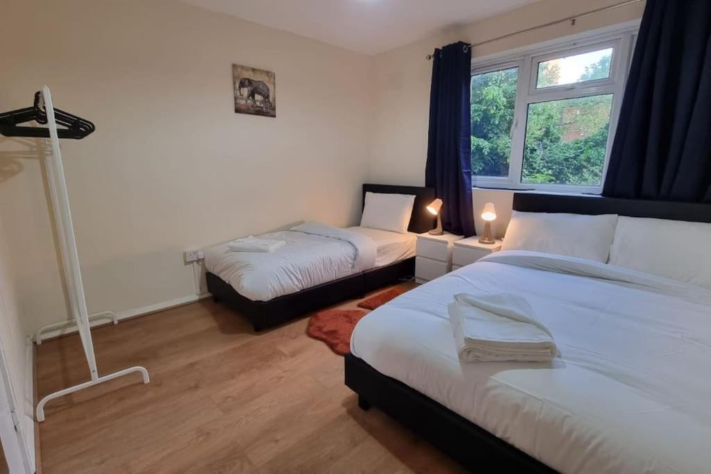 2 Bedroom Apartment In Kennington London Exteriör bild